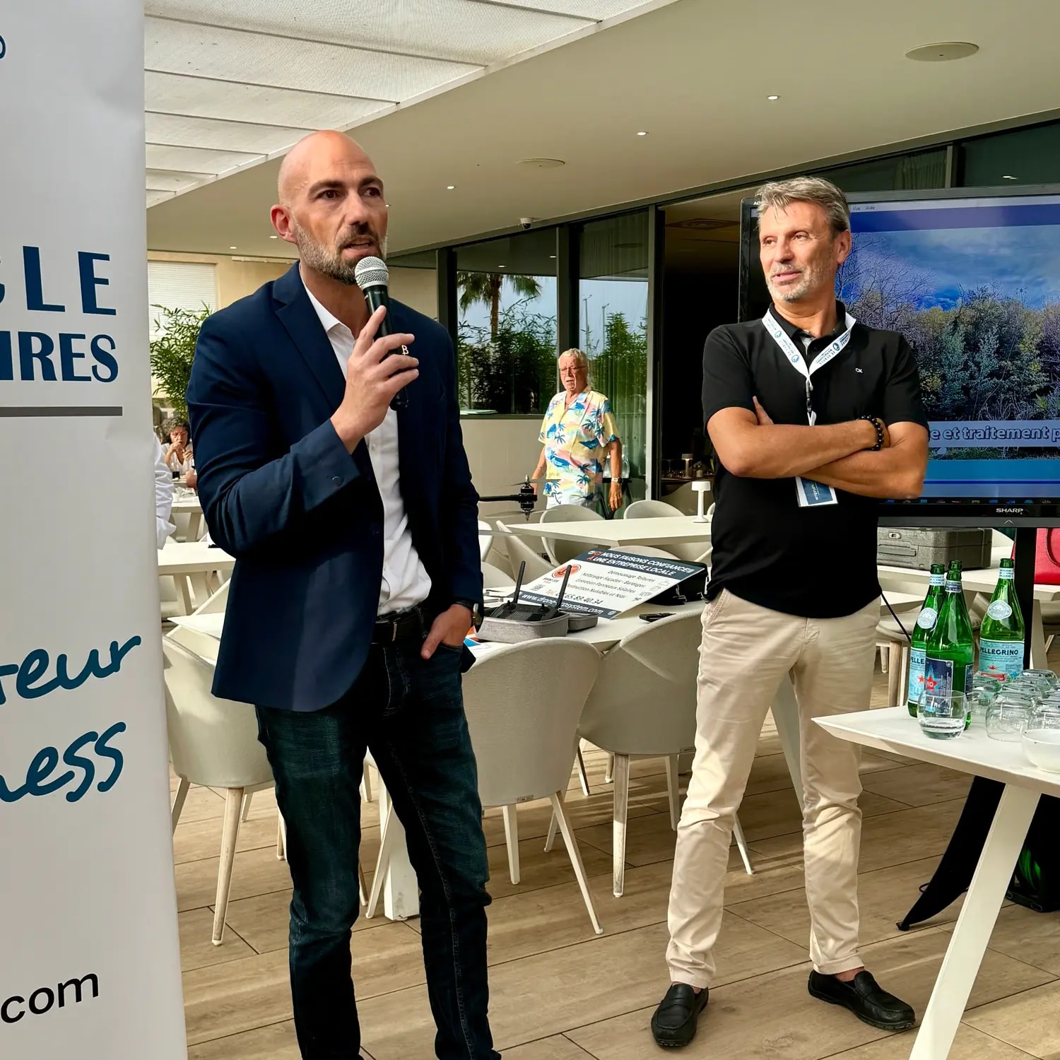 Hervé Couroux en train de faire un discours lors d'une soirée au casino barrière de Saint-Raphaël organisée par le CPG83